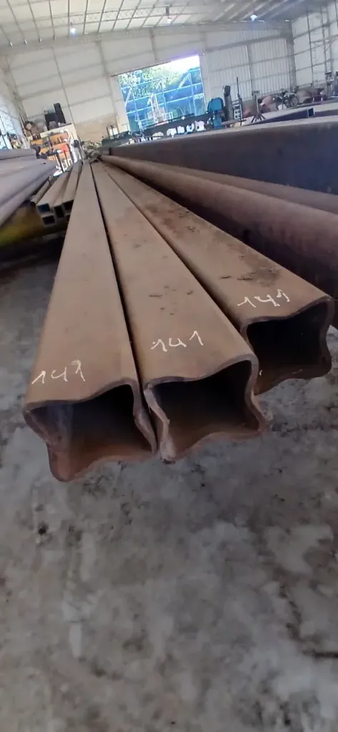 [E141] ESTRUCTURAL 100X100 esp: 6.35 mm long: 12mts cod: E141